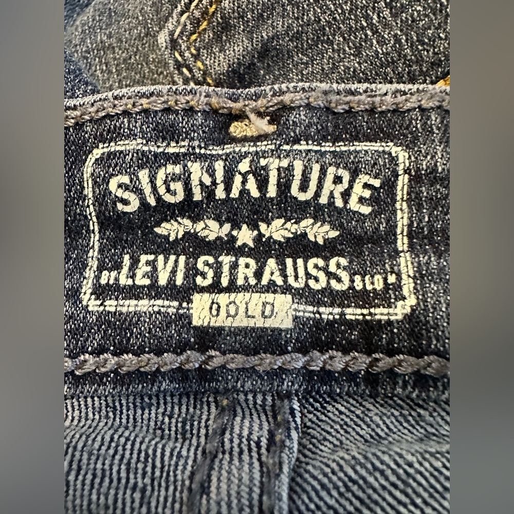 Signature by Levi Strauss Size 10 Modern Skinny Shorts Pre-owned - Picture 3 of 7